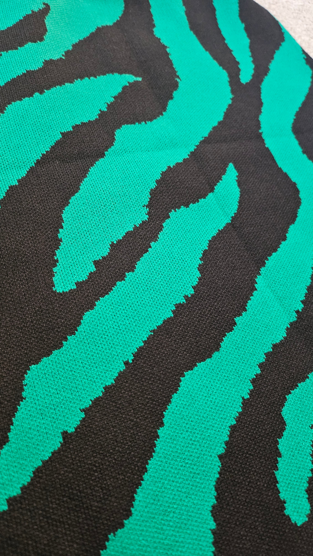 Green & Black Zebra Knit Skirt